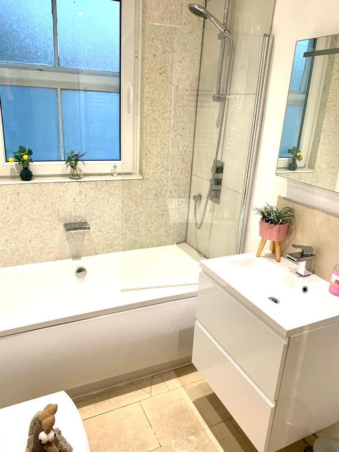 Emmanuel Block - Cambridge City Centre By Koala & Tree Short Lets & Serviced Accommodation CBG エクステリア 写真